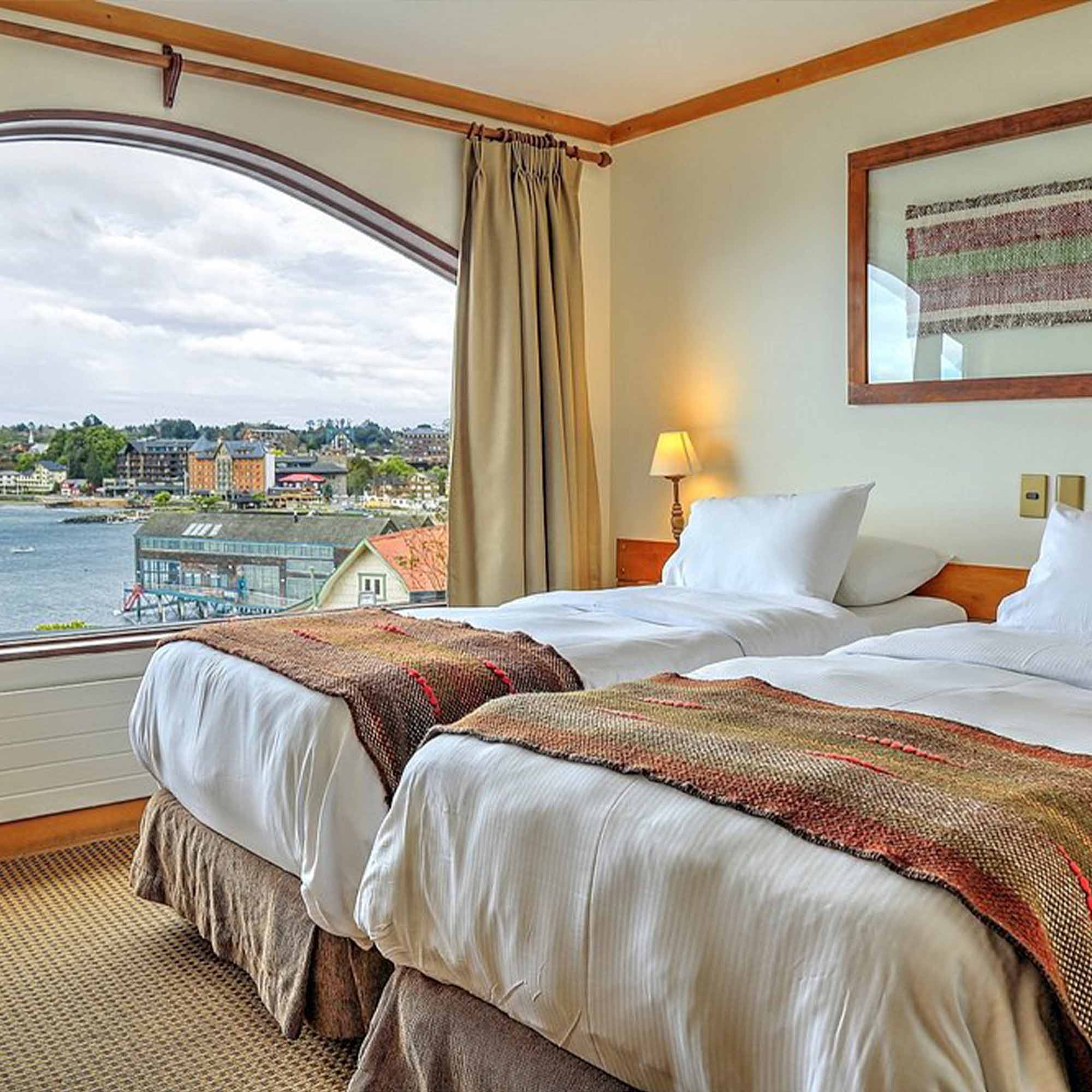 lolaroute-tours-chiloe-cabanas-19